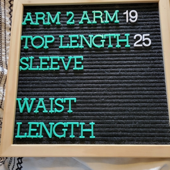 SALE-Color Bear women's Mermaids Only muscle tee size medium - Picture 2 of 9